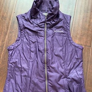Columbia vest